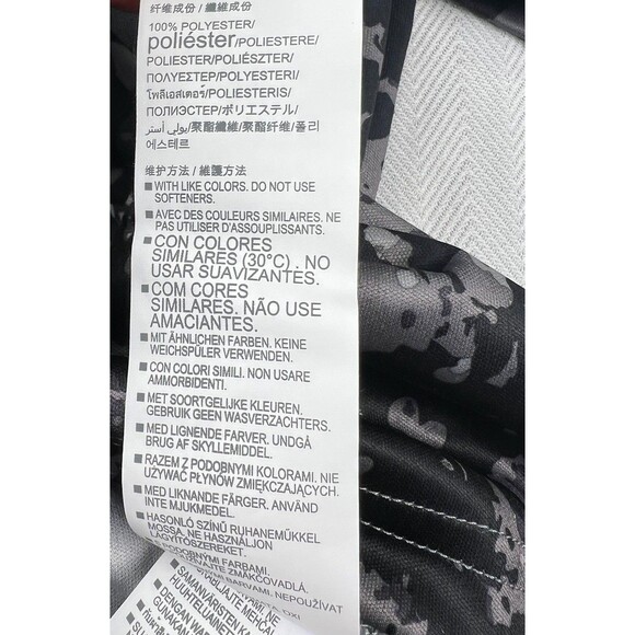 Under Armour RUN Mens Large 1/4 Zip Fitted Pullover Black Gray Camo Splatter - Picture 6 of 8